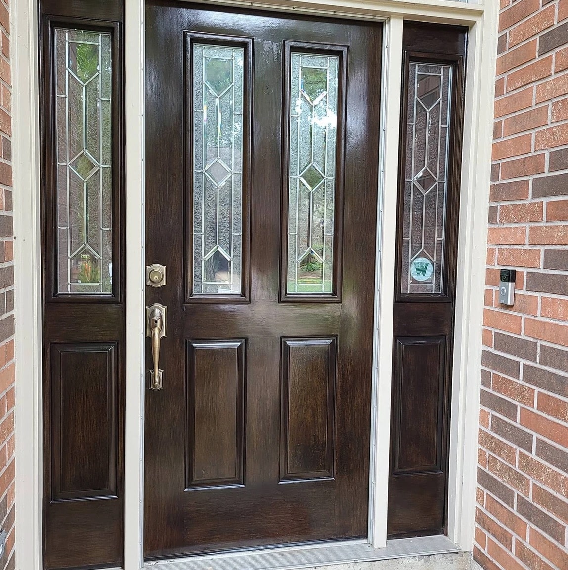 Expert Guide to Choosing the Perfect Stain for Your Front Door